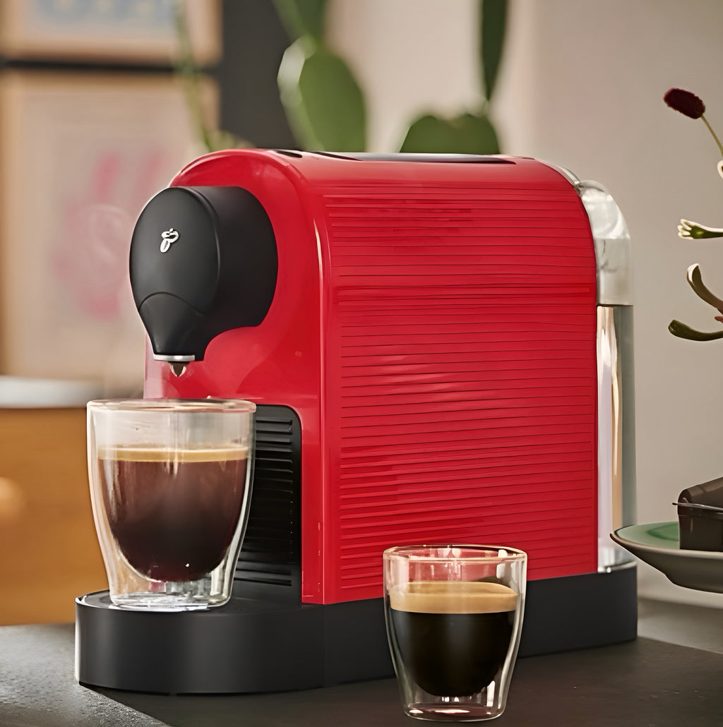 Tchibo Cafissimo Pure plus Kapselmaschine Rot + 50 Kapseln