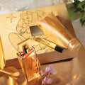AVON Cosmetics Eau de Parfum Geschenk Box ATTRACTION 50 ml, Taschenspray 10 ml, Körpercreme 125 ml, 5-tlg., Unwiderstehlicher Duft Brombeere, Moschus und Vanille-Amber.